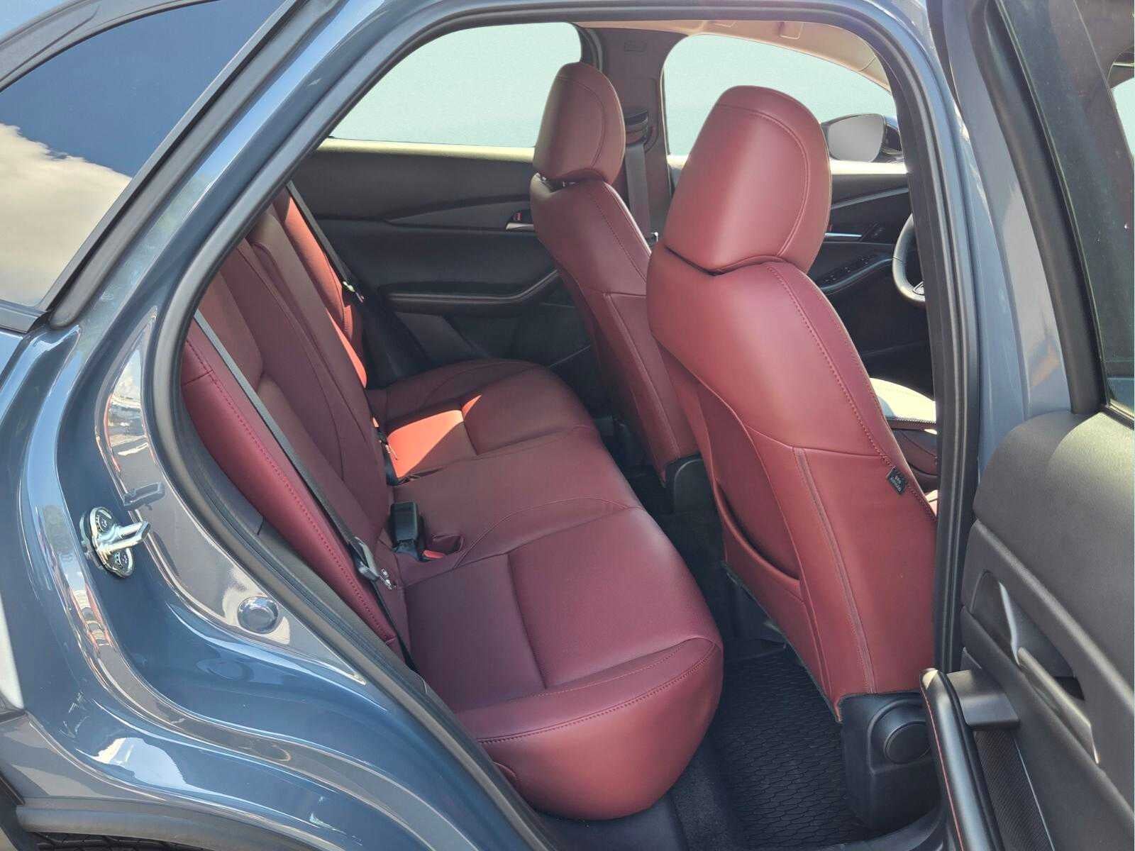 2026 Mazda Mazda CX-30 2.5 S Carbon Edition