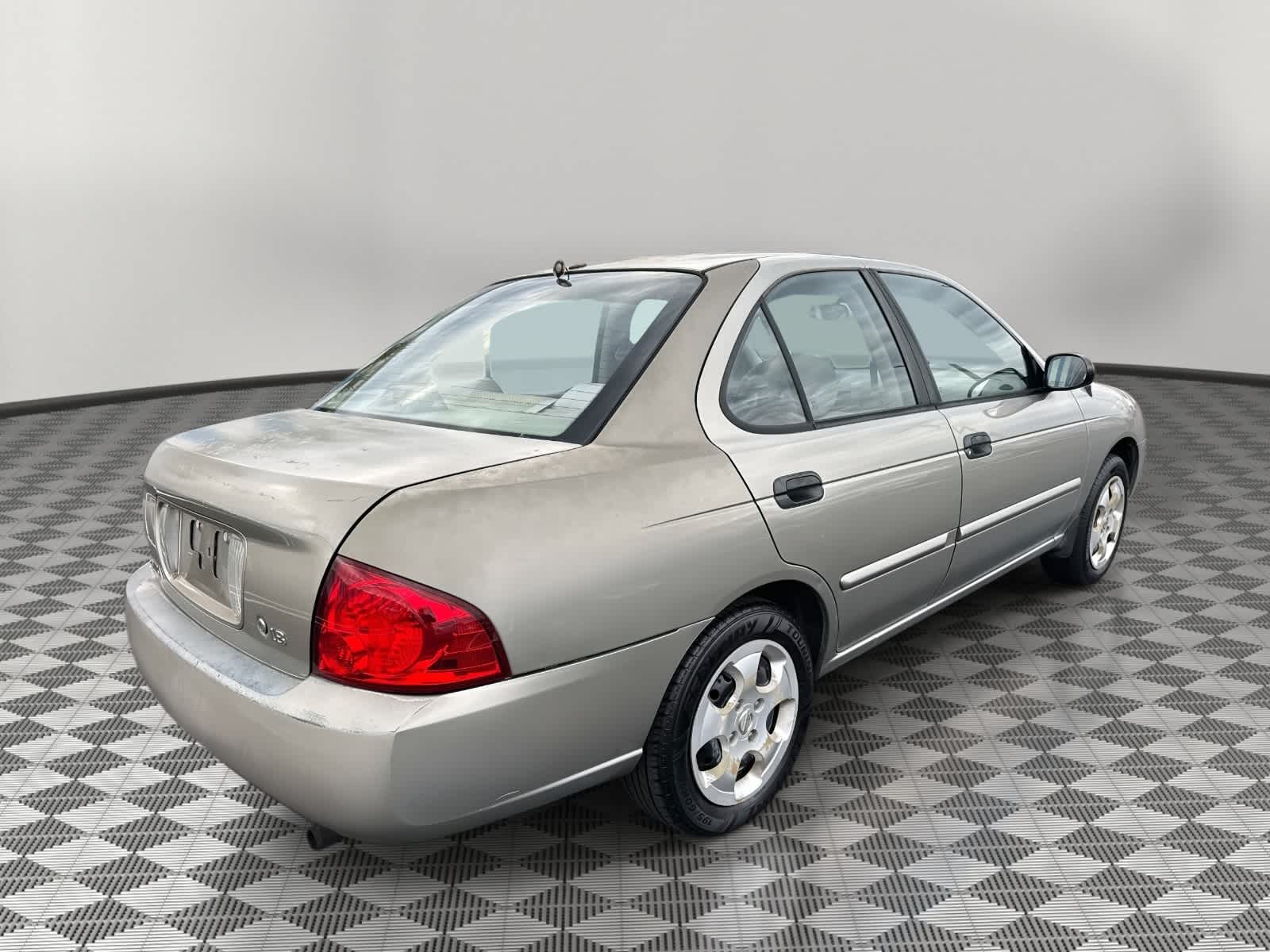 2004 Nissan Sentra Base