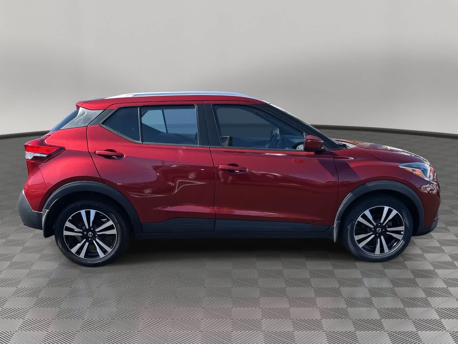 2020 Nissan Kicks SV