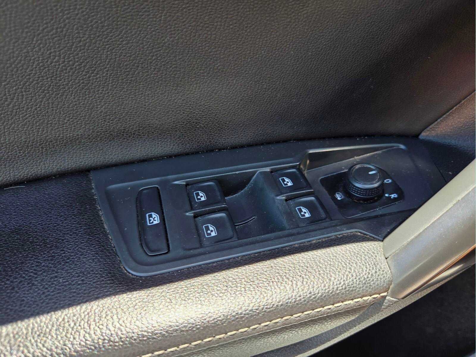 2022 Volkswagen Tiguan S