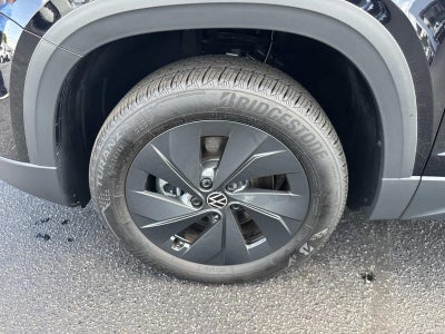 2025 Volkswagen Taos S