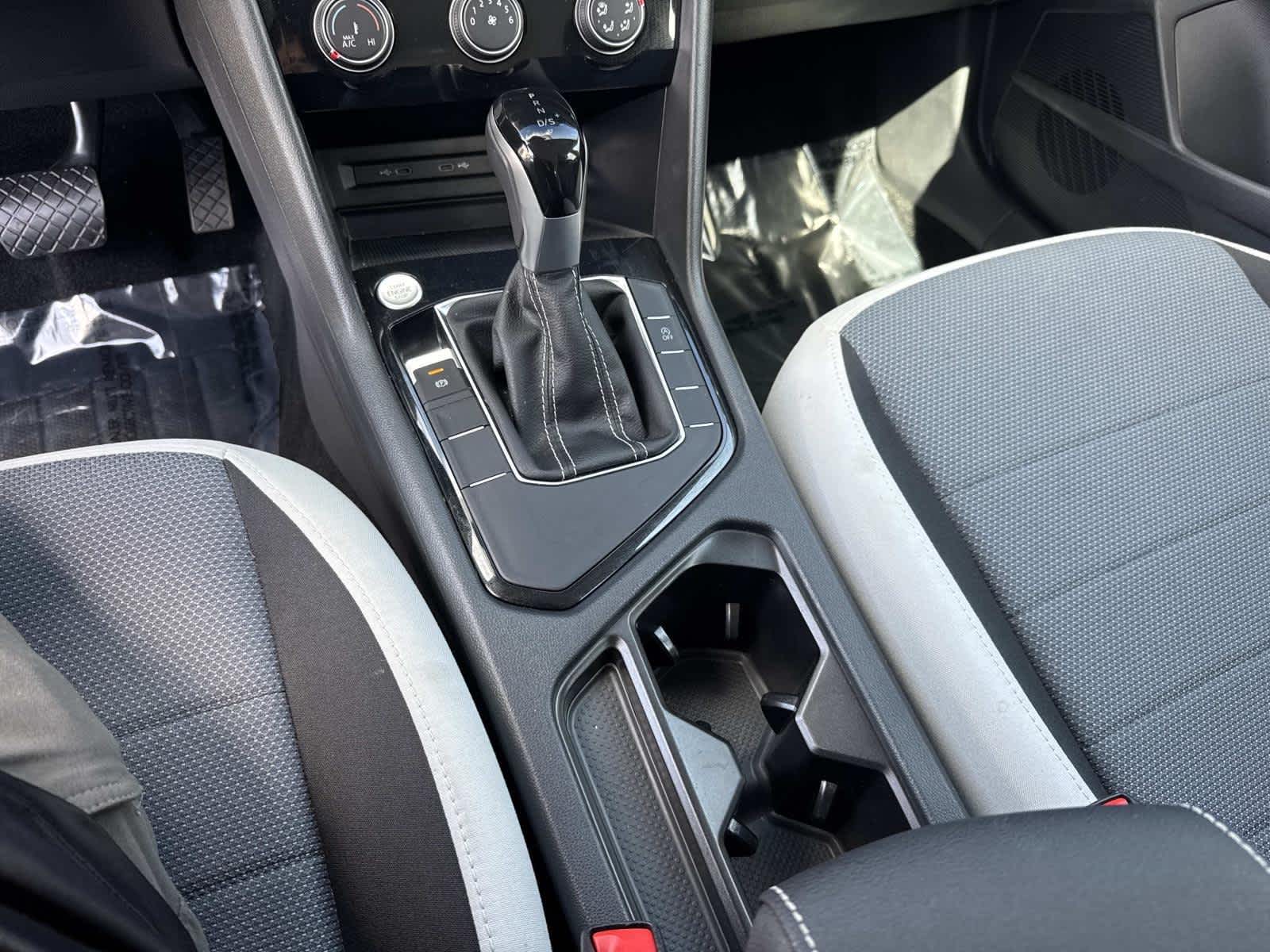 2025 Volkswagen Taos S