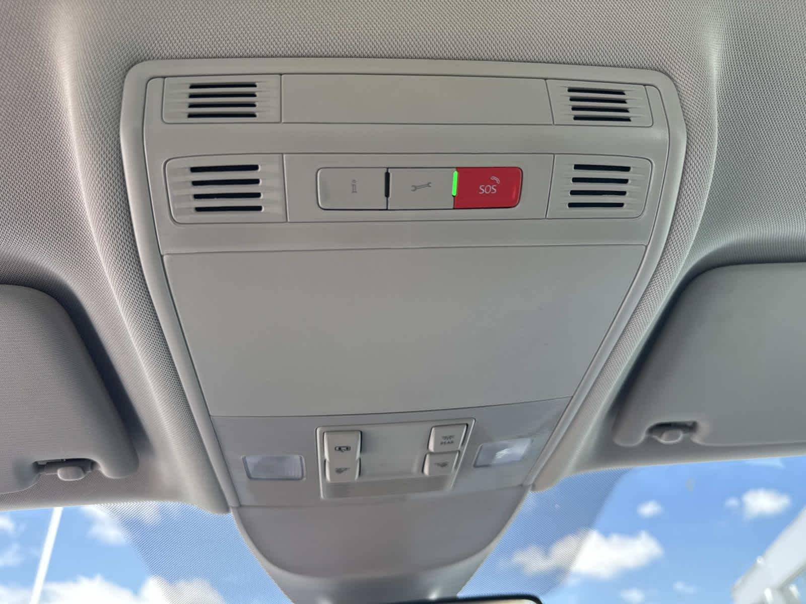 2025 Volkswagen Taos S