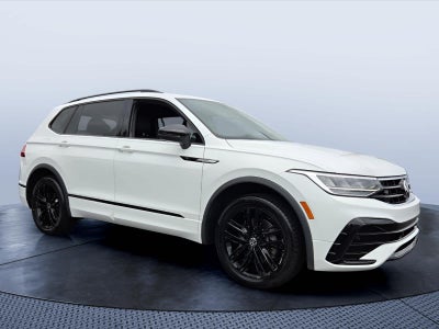 2022 Volkswagen Tiguan SE R-Line Black