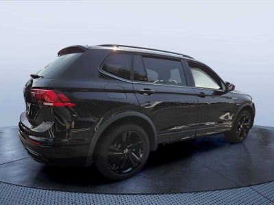 2024 Volkswagen Tiguan SE R-Line Black