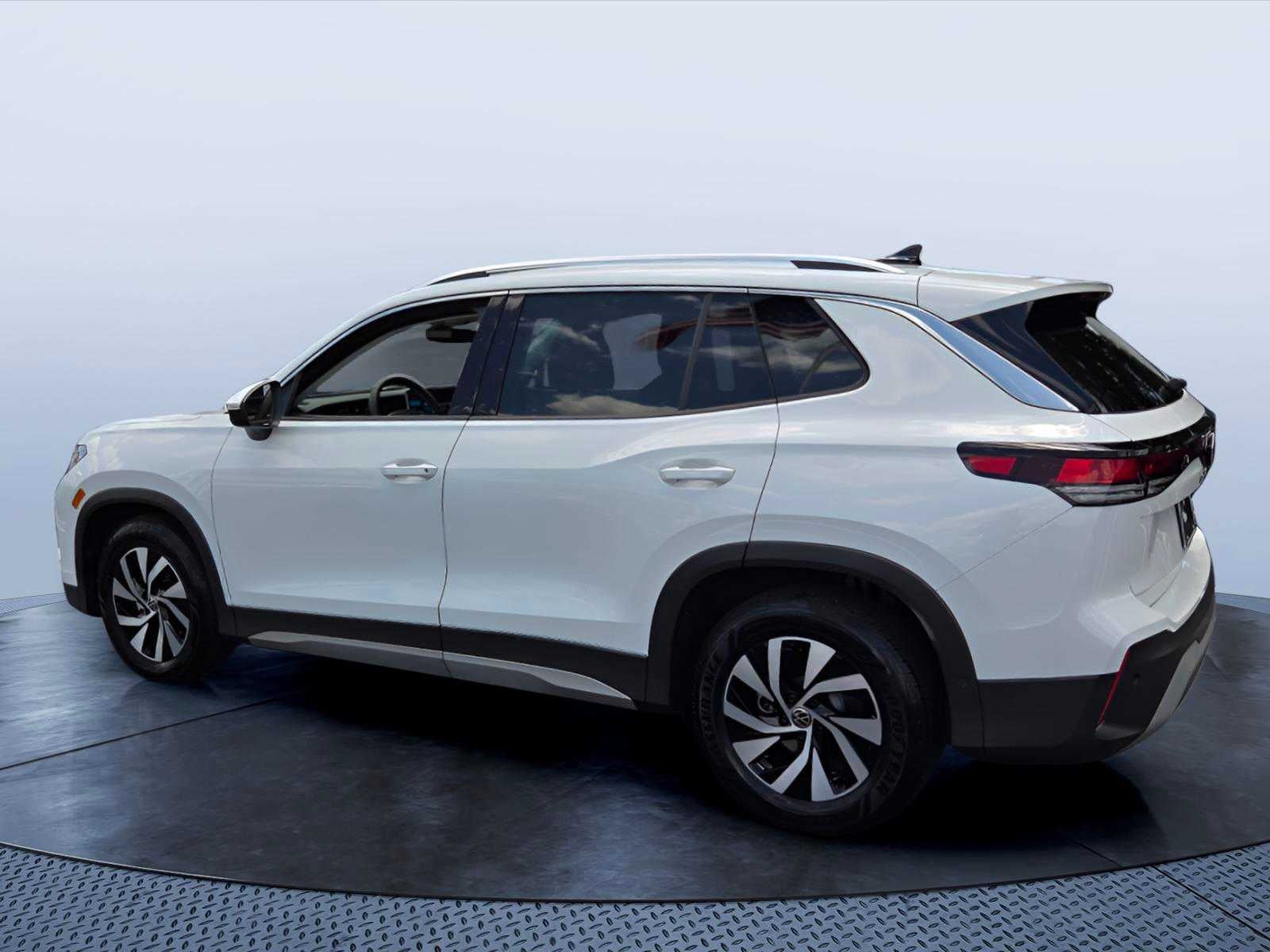 2026 Volkswagen Tiguan S