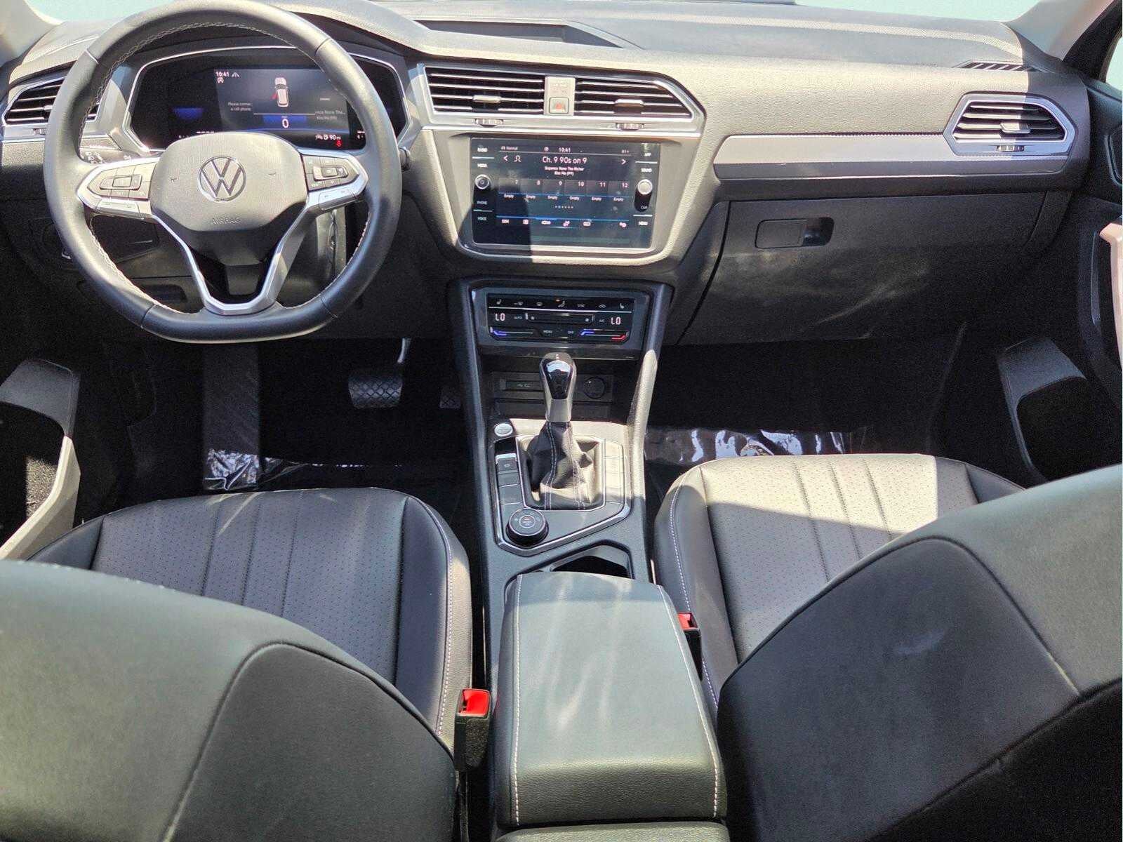 2023 Volkswagen Tiguan SE