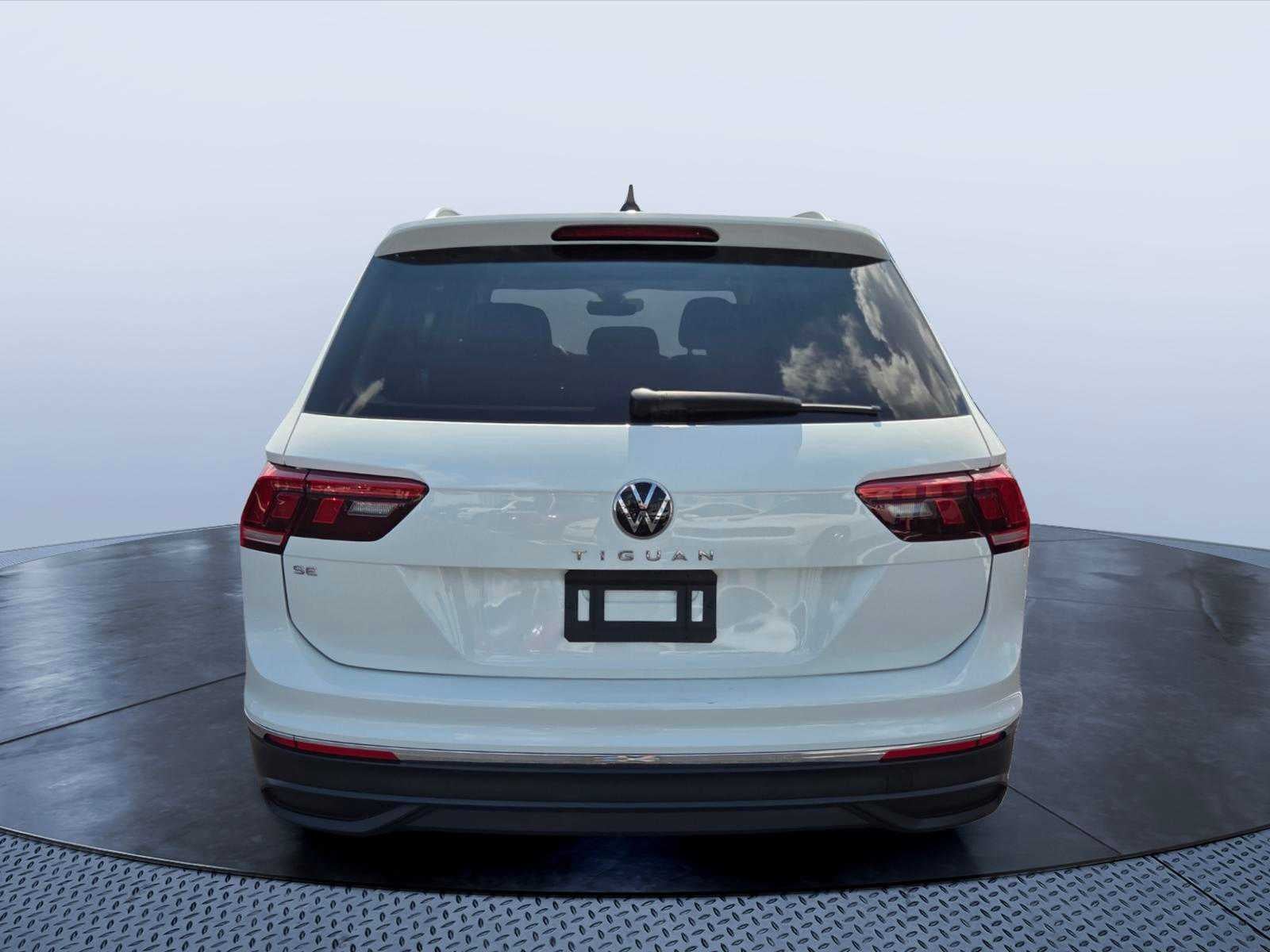 2024 Volkswagen Tiguan SE