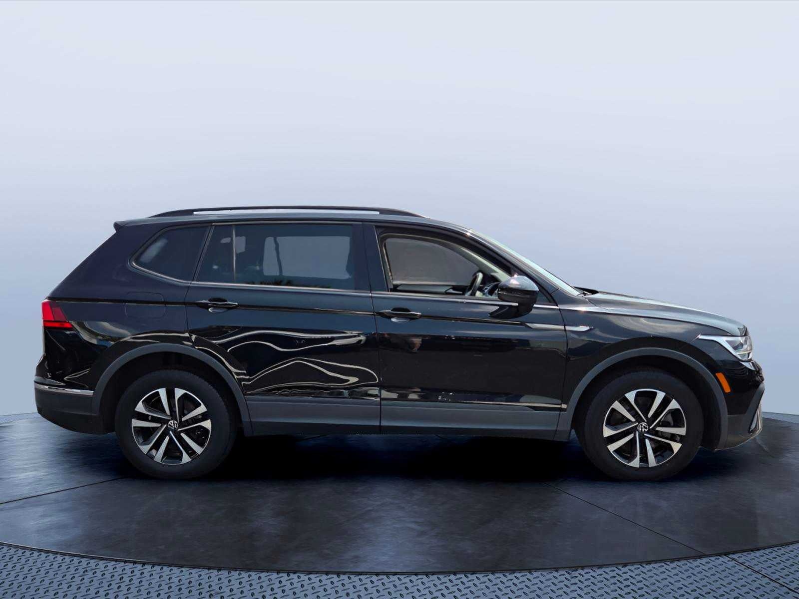 2023 Volkswagen Tiguan S