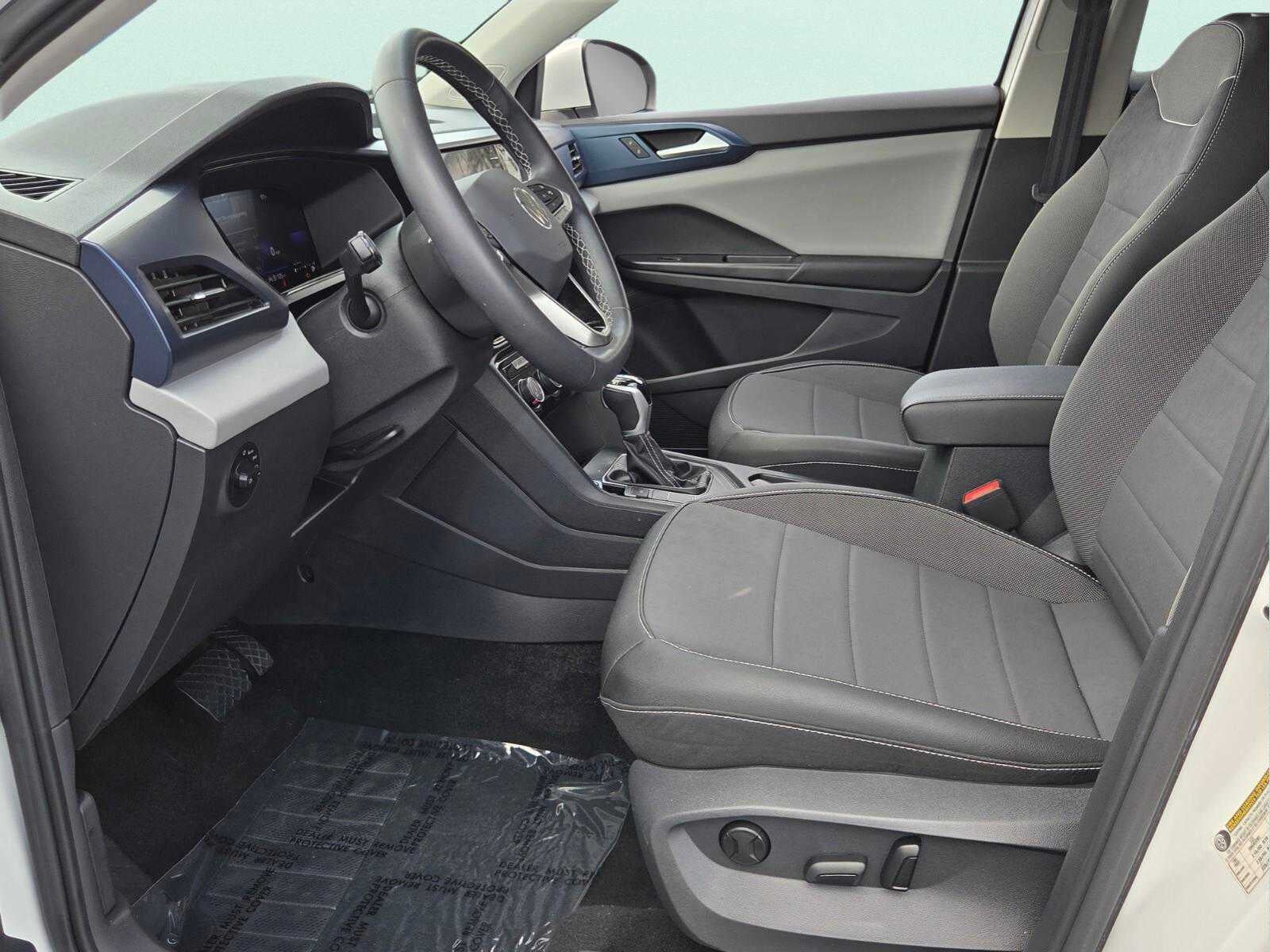 2023 Volkswagen Taos SE