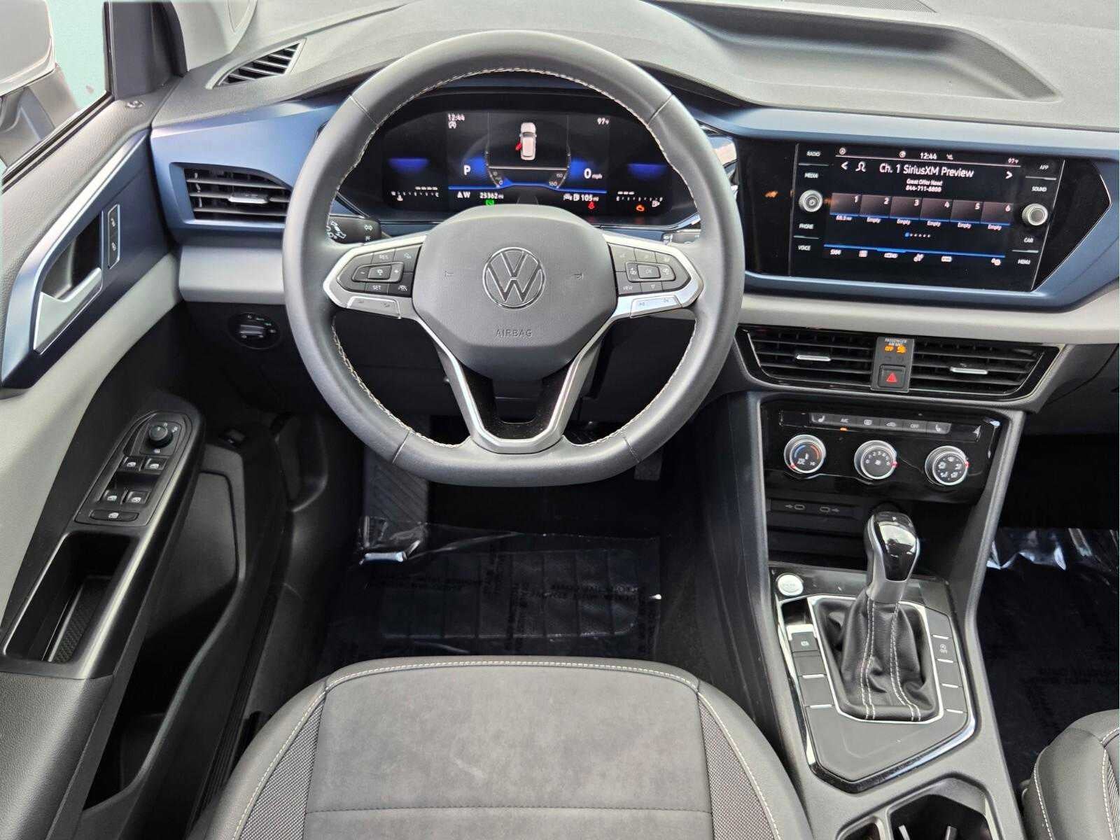 2023 Volkswagen Taos SE