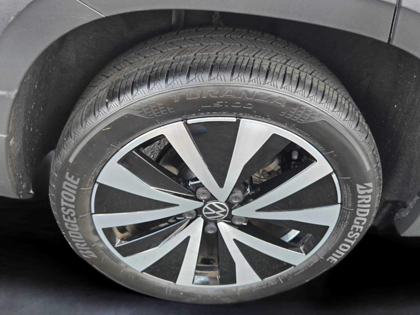 2023 Volkswagen Taos SE
