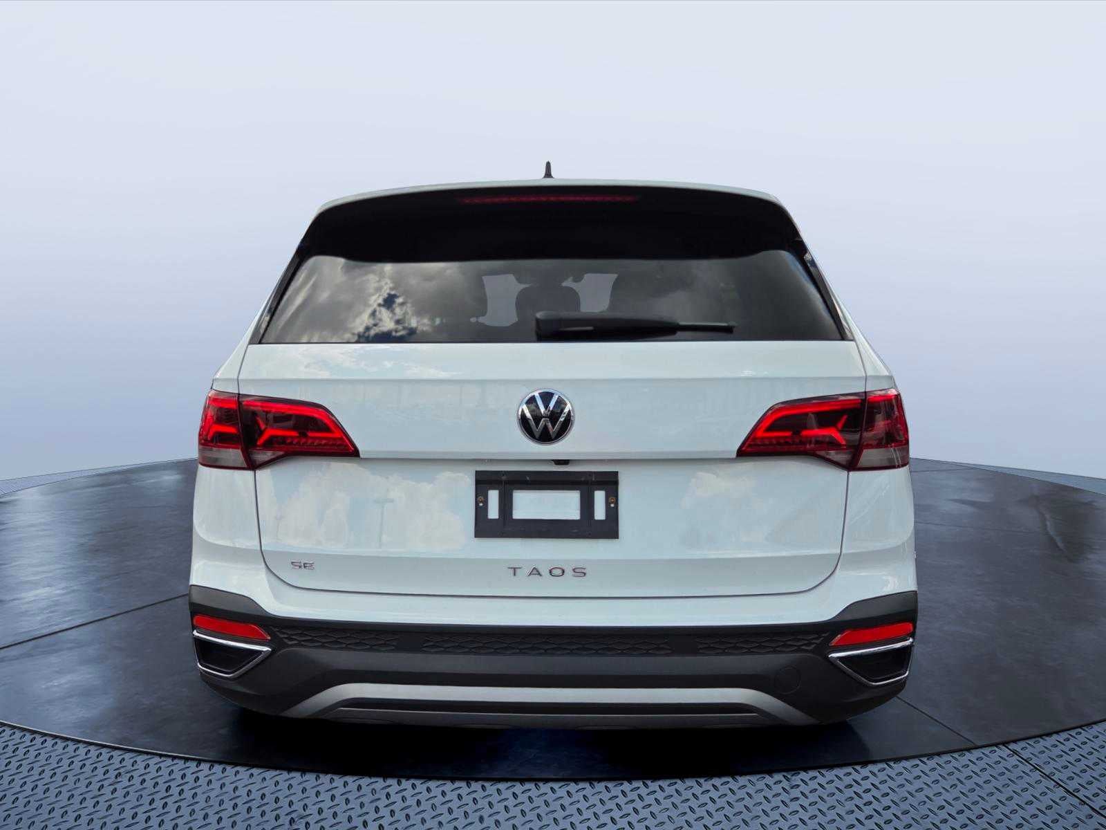 2023 Volkswagen Taos SE