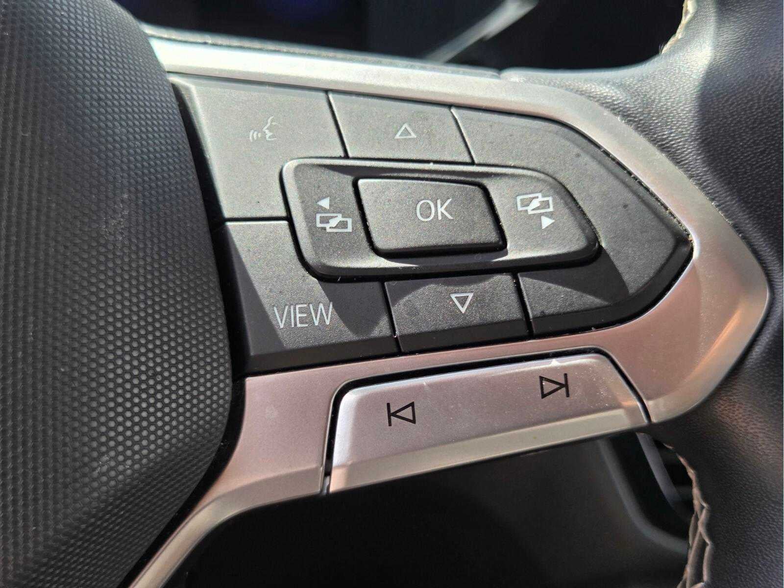 2022 Volkswagen Taos SE