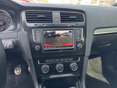 2017 Volkswagen Golf GTI Sport