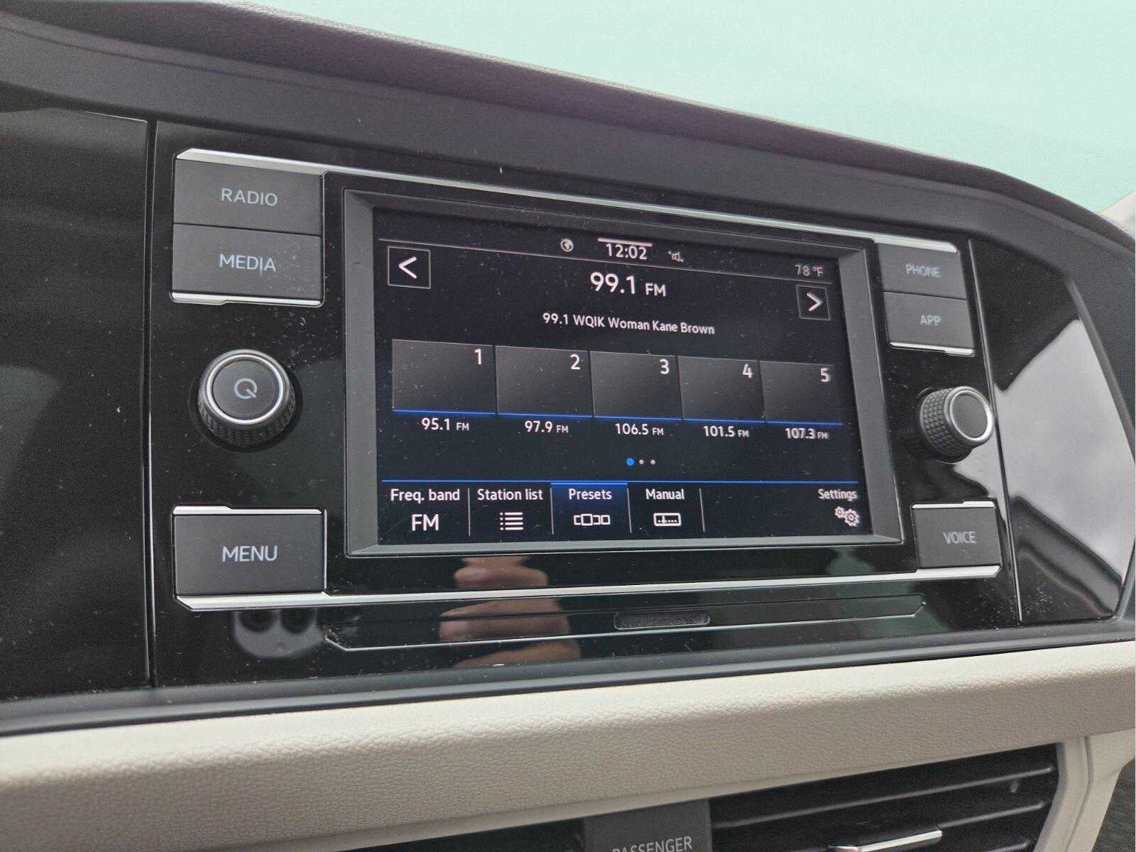 2023 Volkswagen Jetta SE