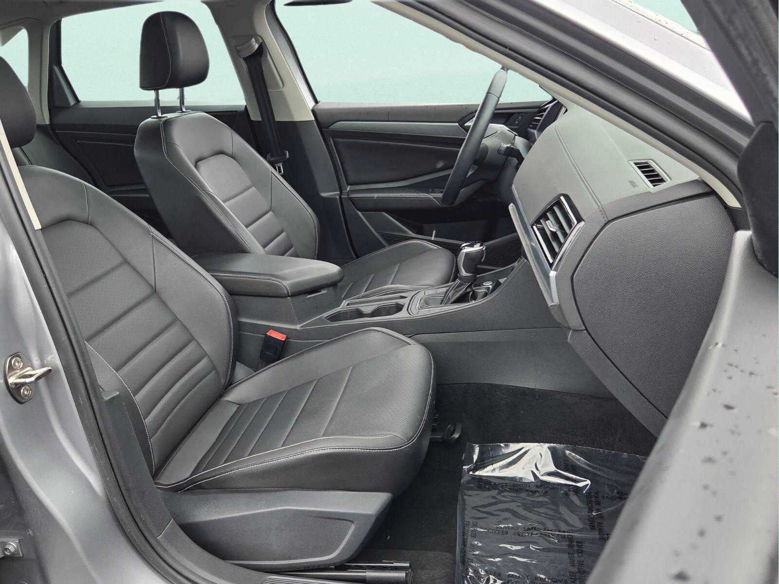 2022 Volkswagen Jetta SE