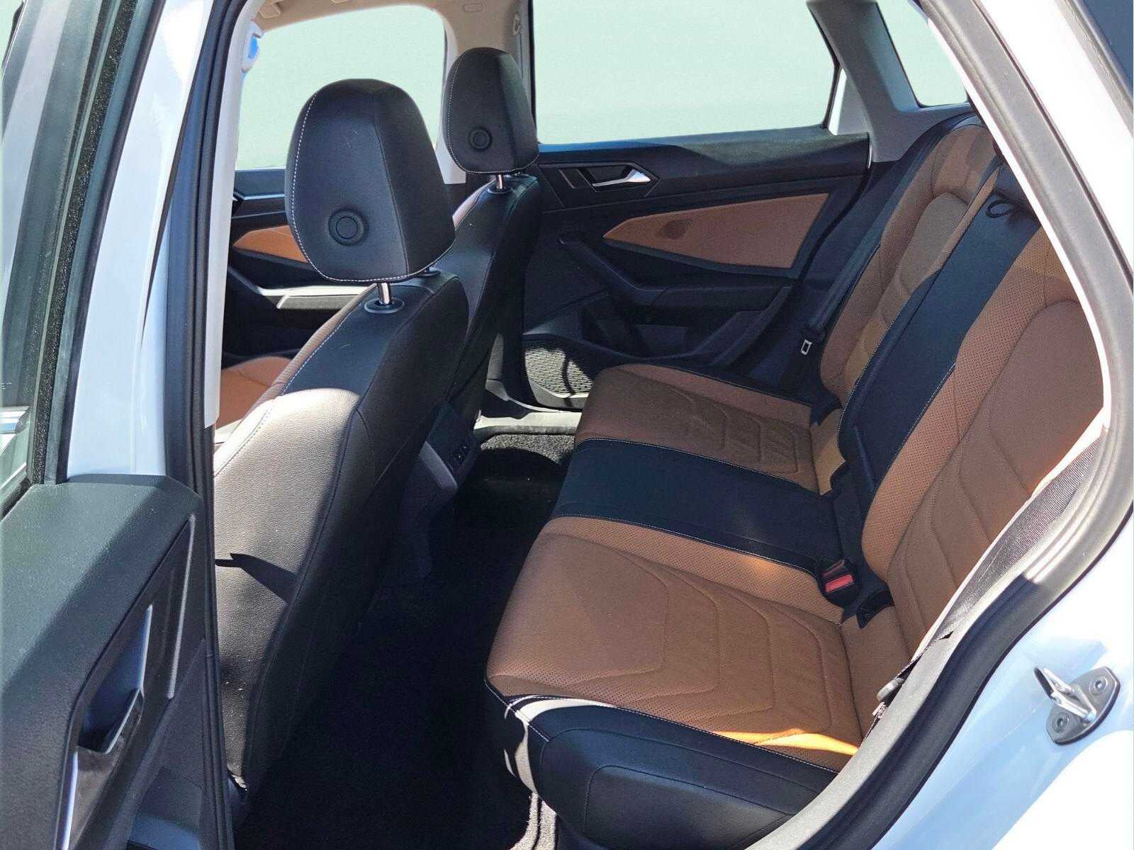 2024 Volkswagen Jetta SEL