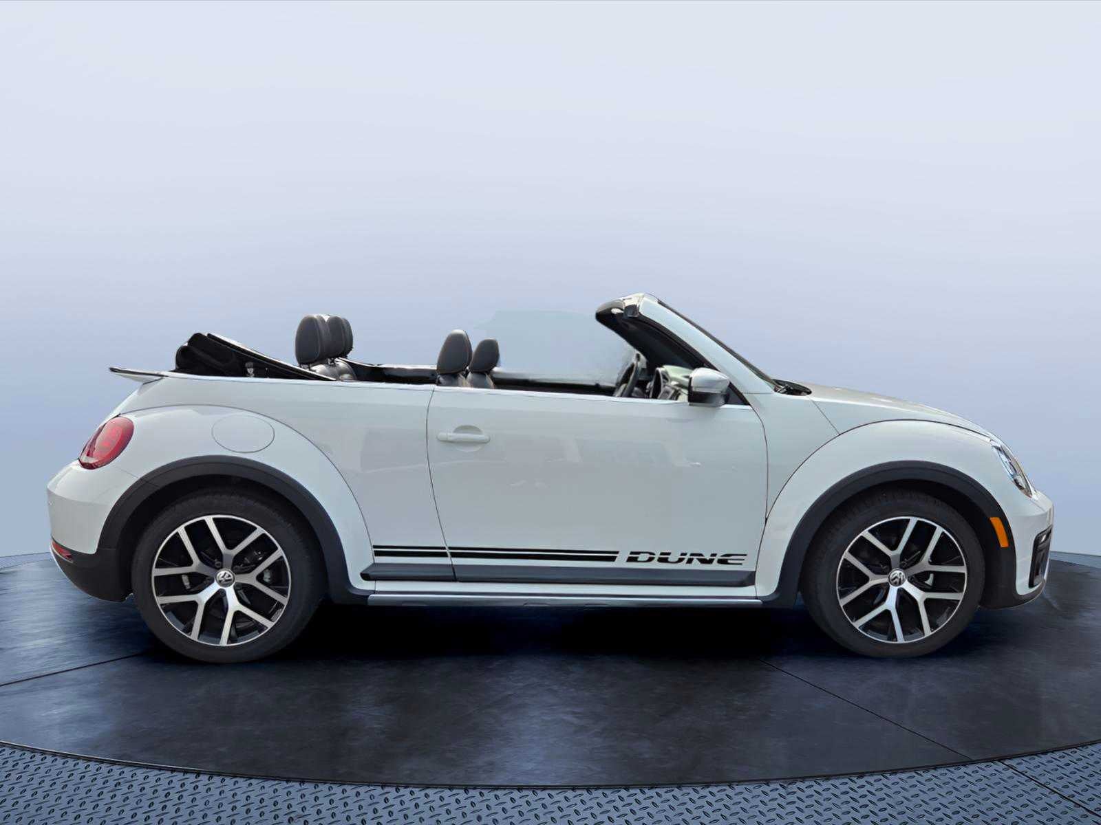 2018 Volkswagen Beetle Convertible Dune
