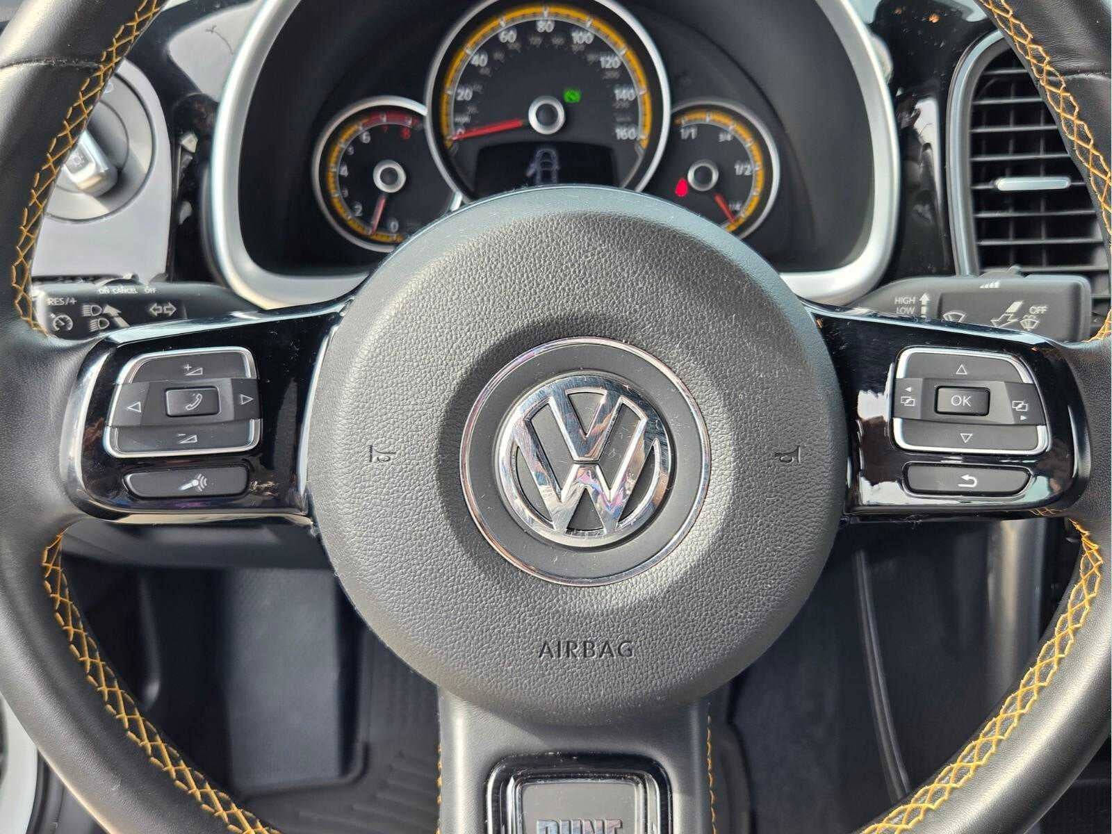 2018 Volkswagen Beetle Convertible Dune