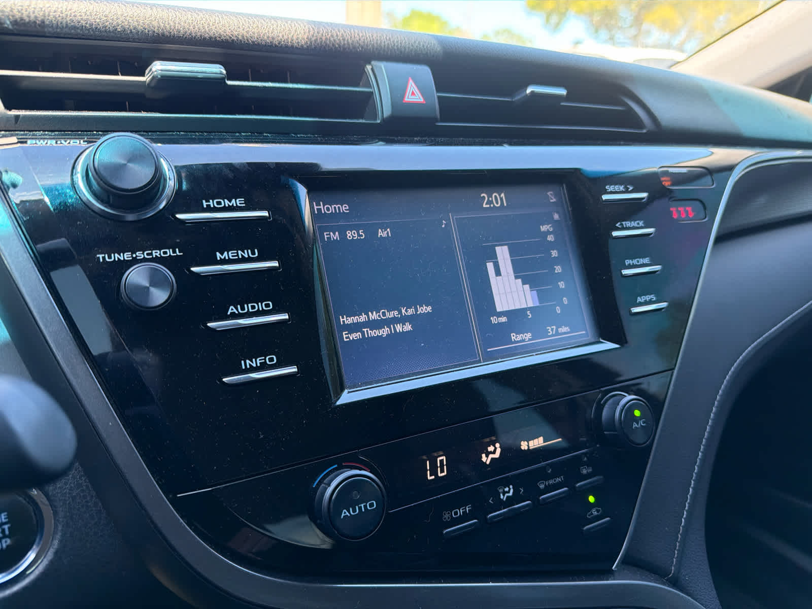 2018 Toyota Camry SE