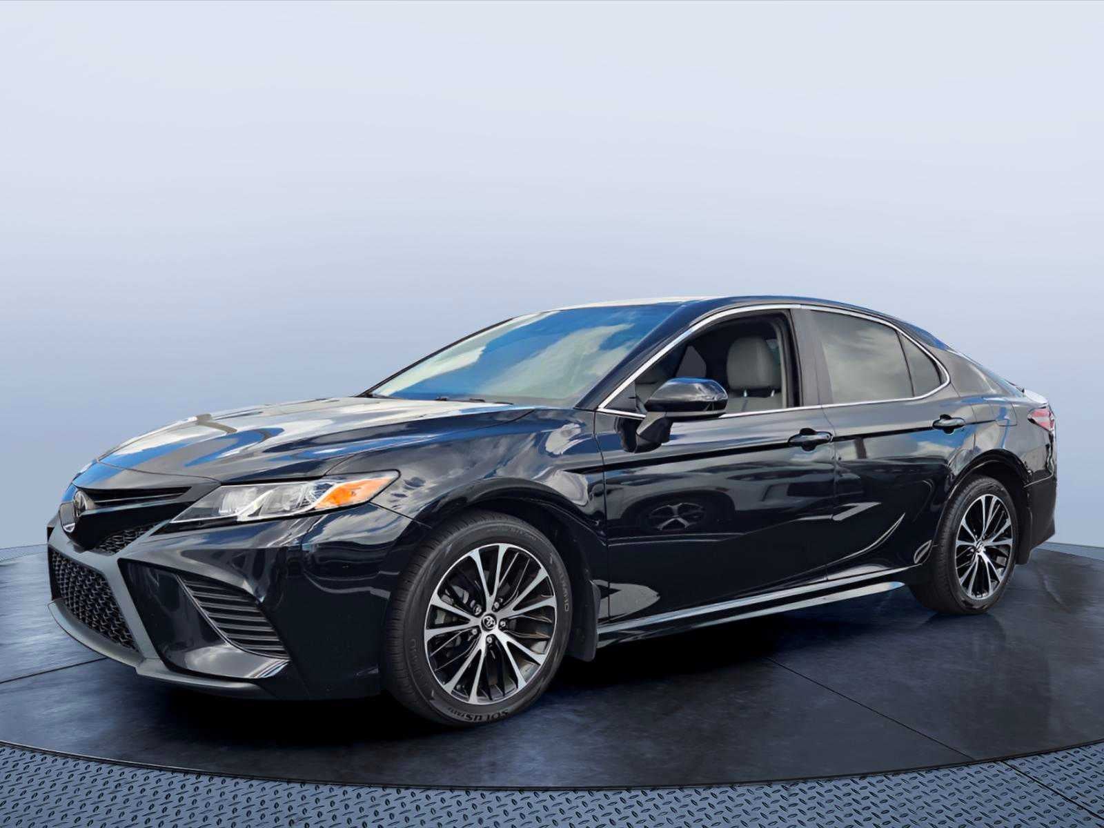 2019 Toyota Camry SE