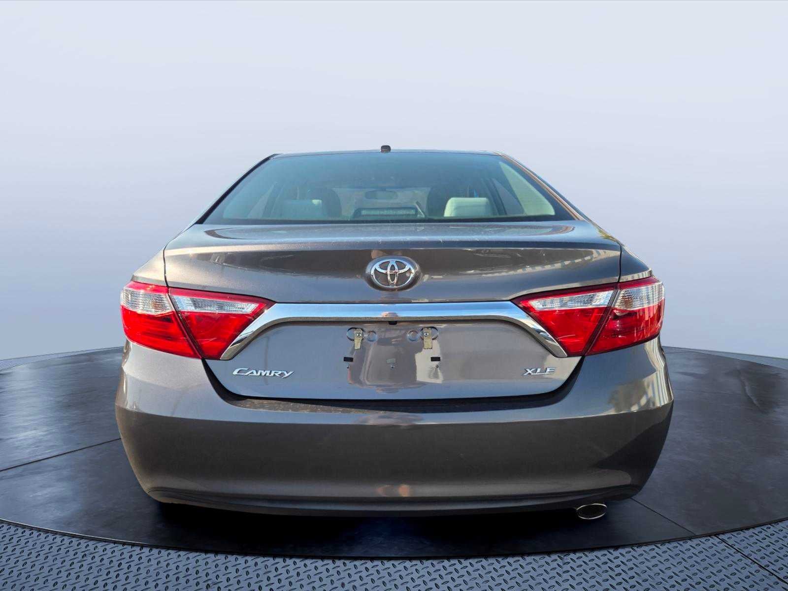 2016 Toyota Camry XLE