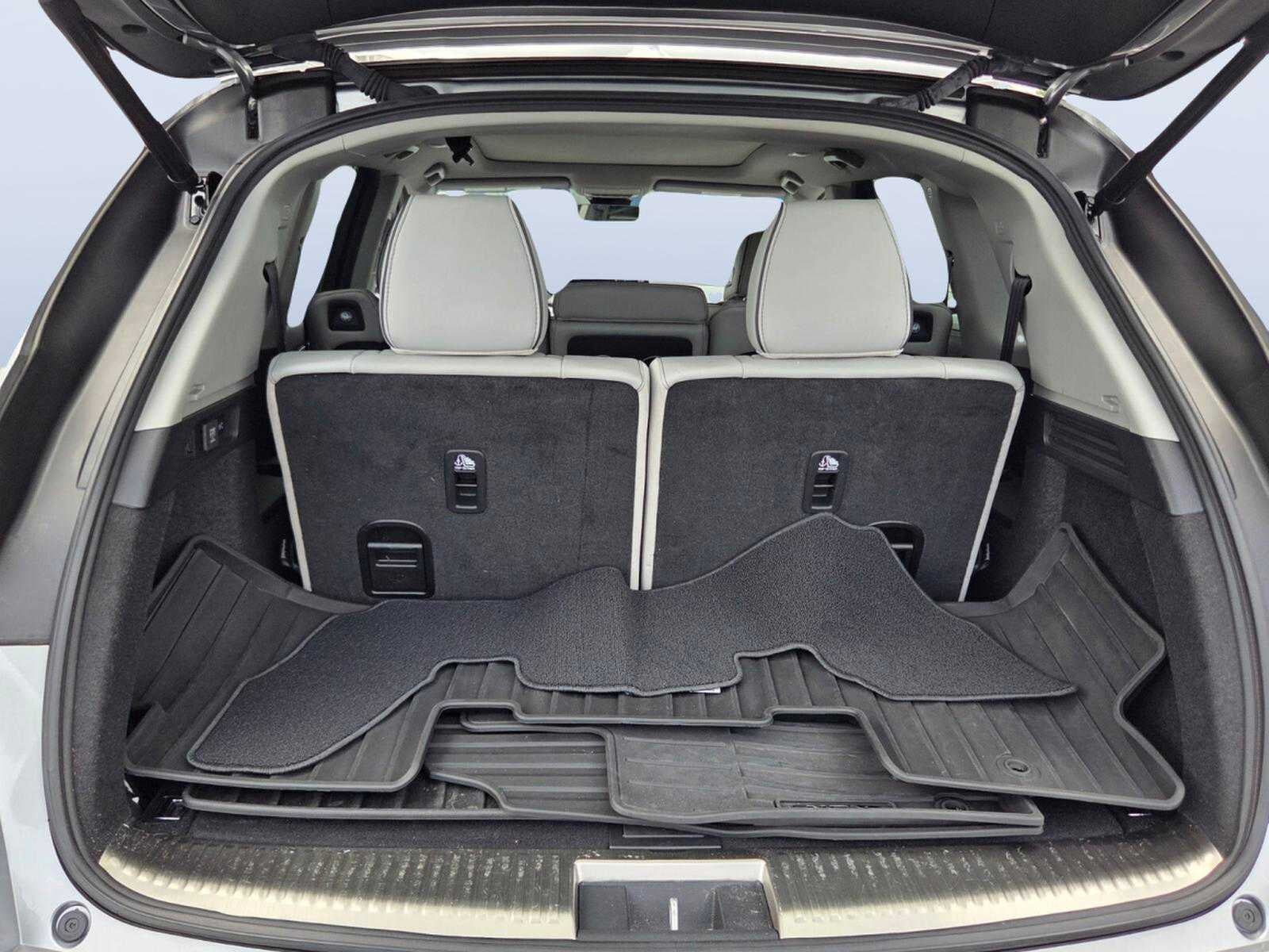2024 Acura MDX w/Advance Package