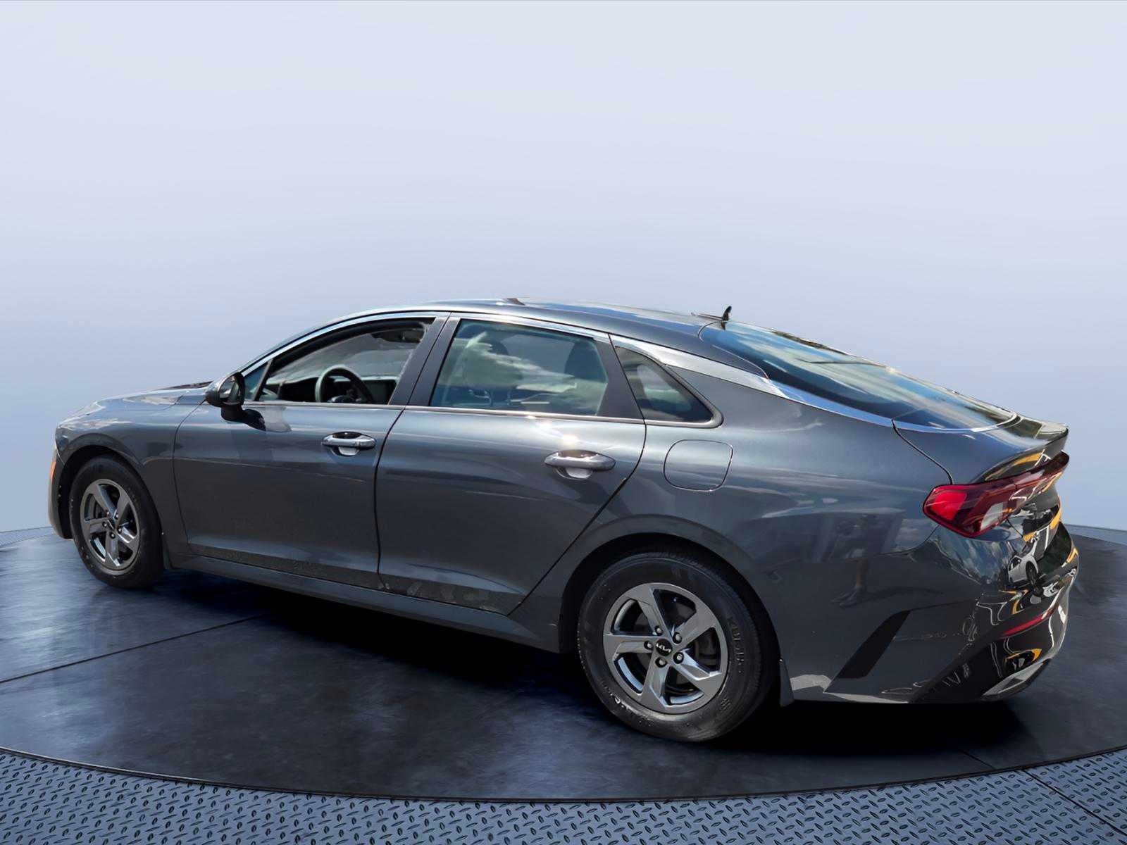 2022 Kia K5 LXS