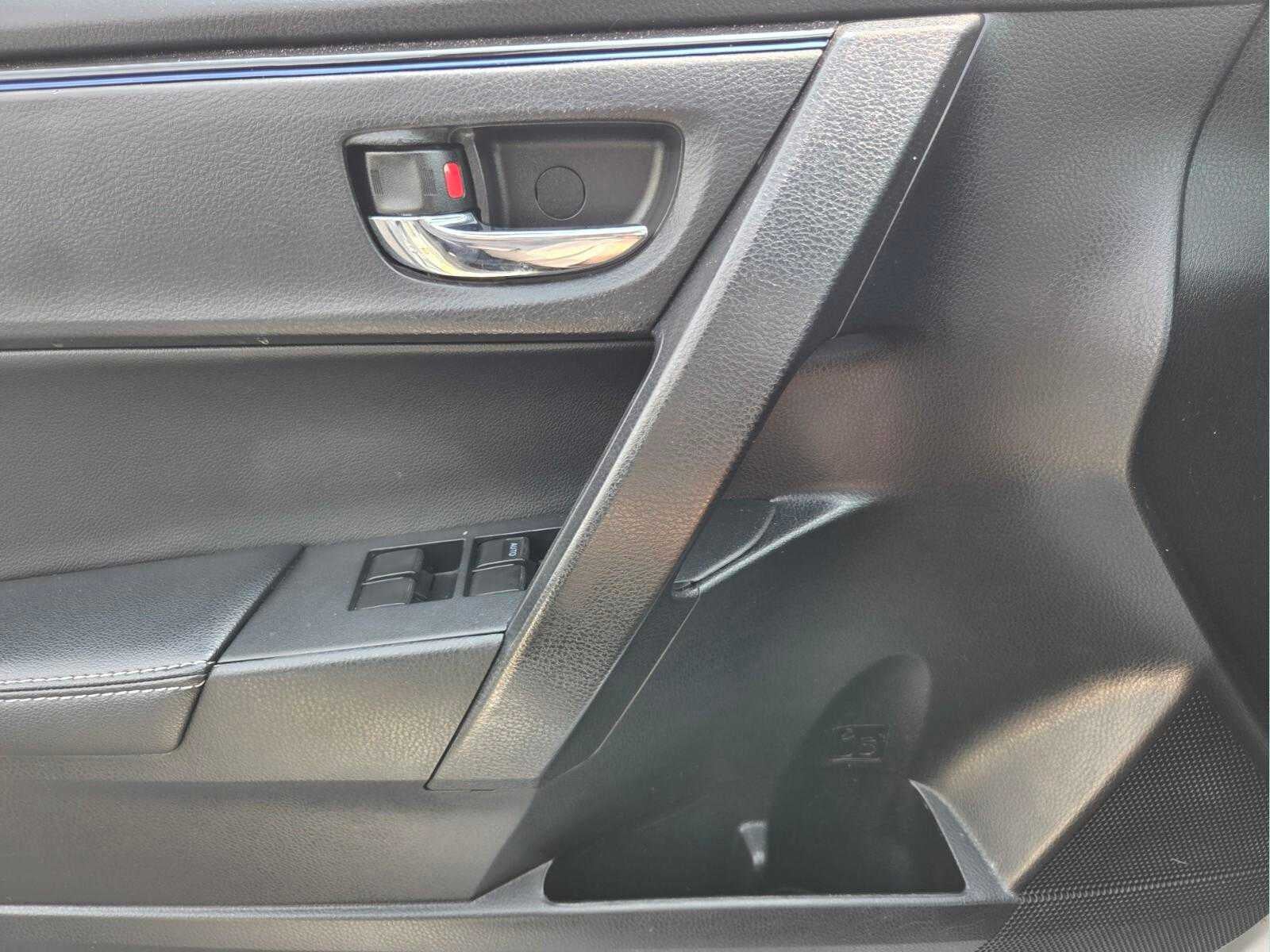 2018 Toyota Corolla SE
