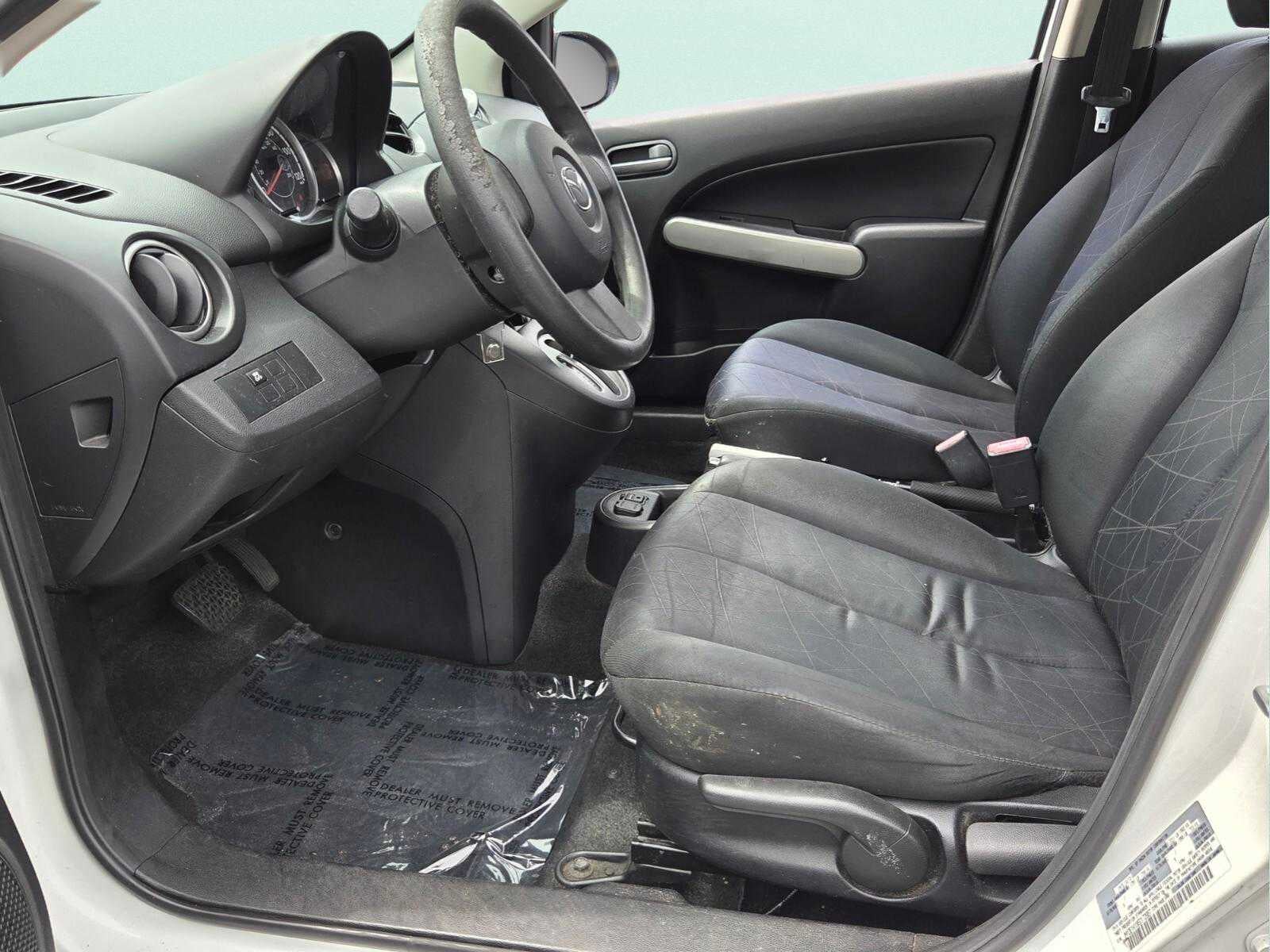 2014 Mazda MAZDA2 Sport