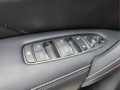 2023 INFINITI QX80 LUXE