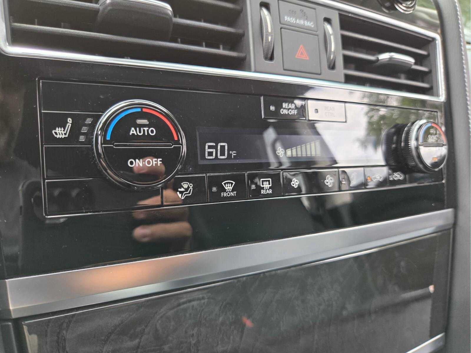 2023 INFINITI QX80 LUXE
