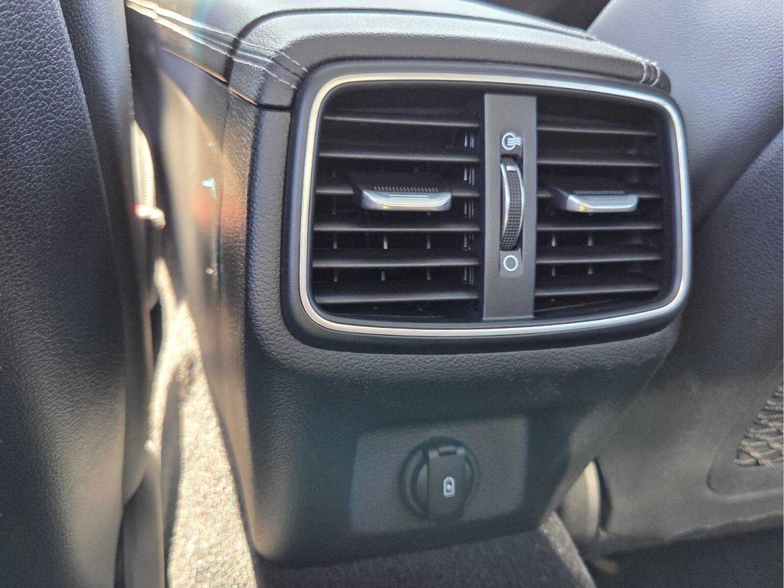 2021 Genesis G70 2.0T