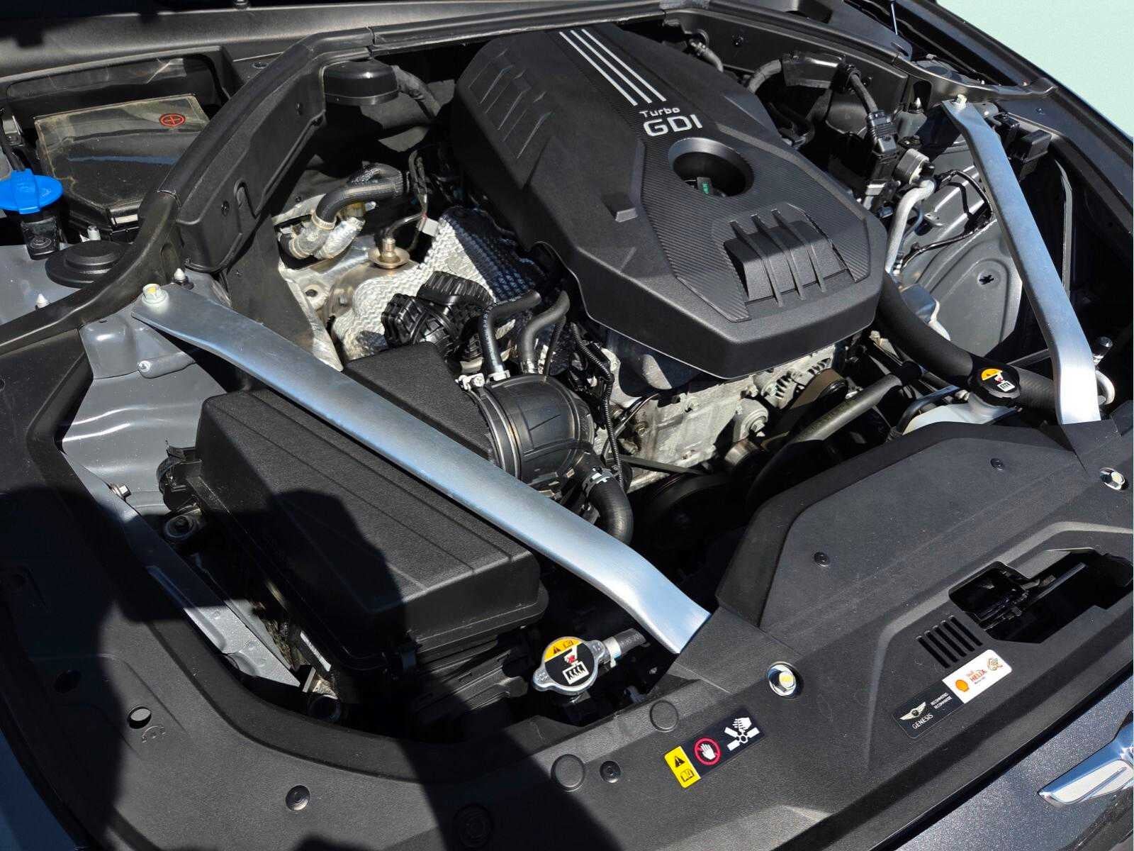 2021 Genesis G70 2.0T