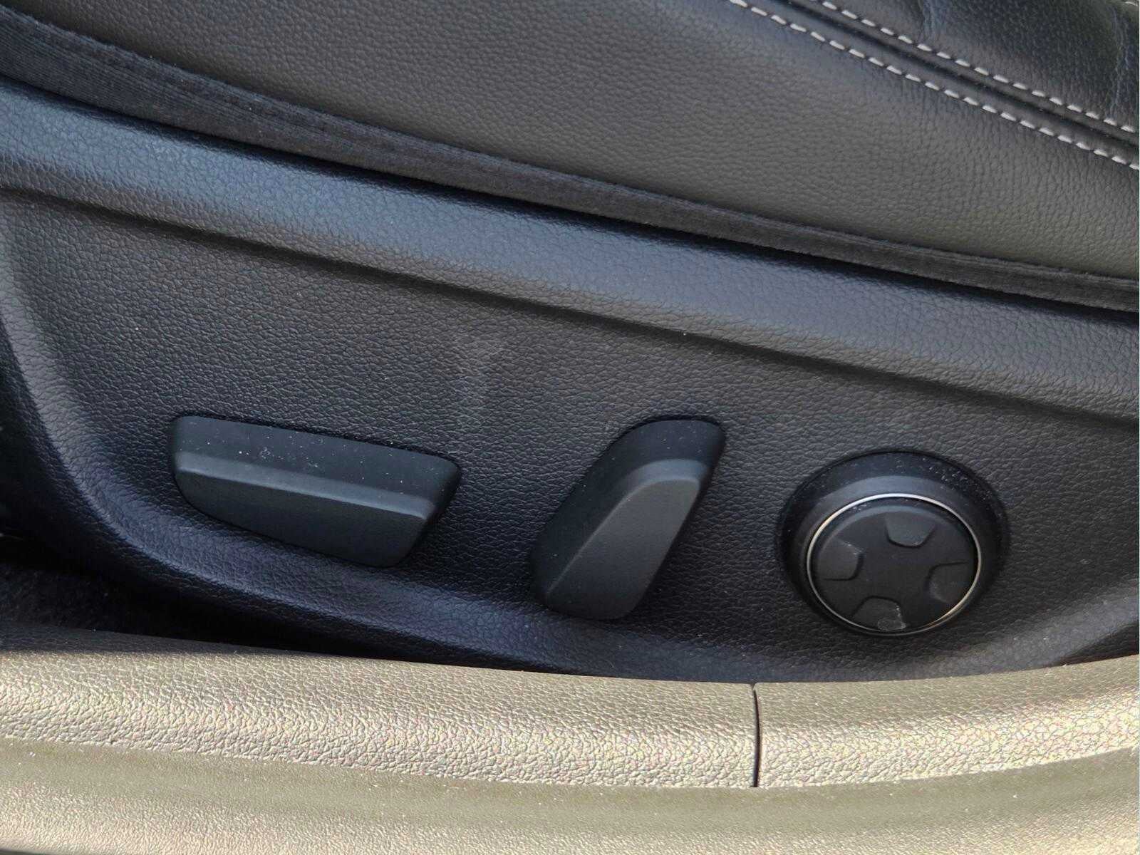 2021 Genesis G70 2.0T