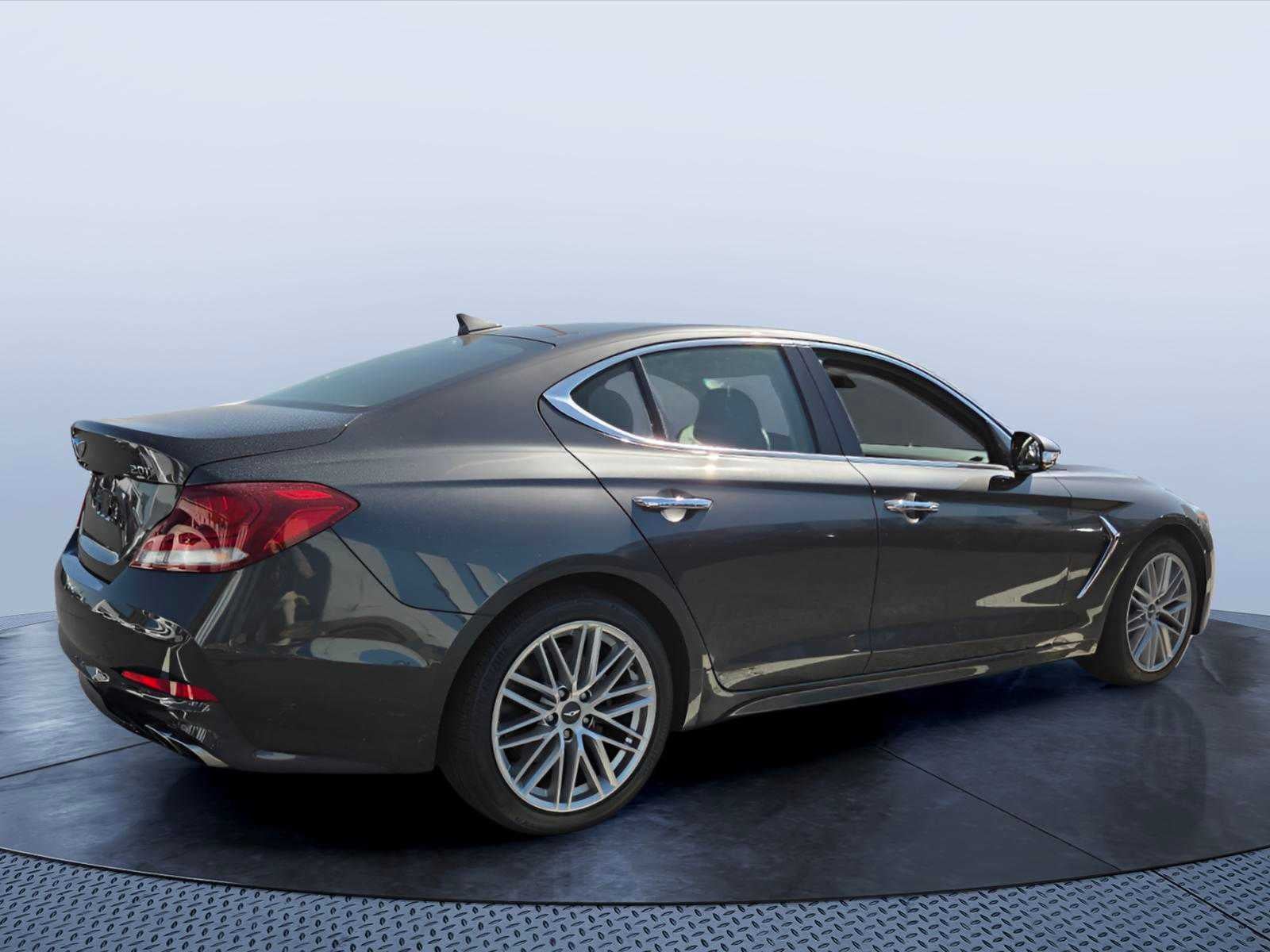 2021 Genesis G70 2.0T