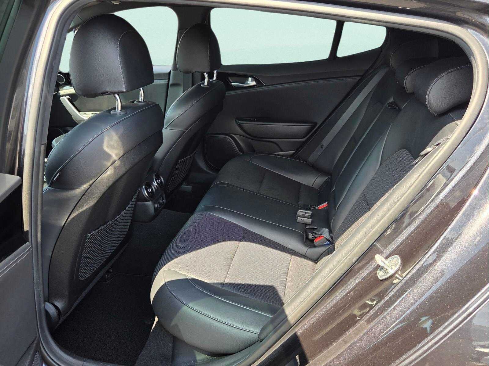 2021 Kia Stinger GT-Line