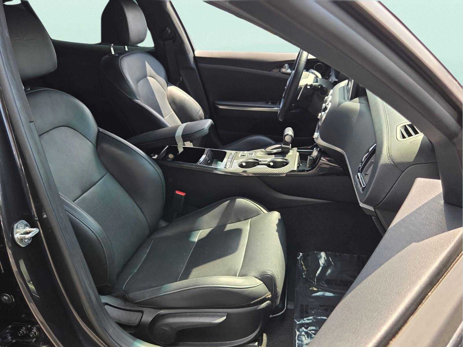 2021 Kia Stinger GT-Line