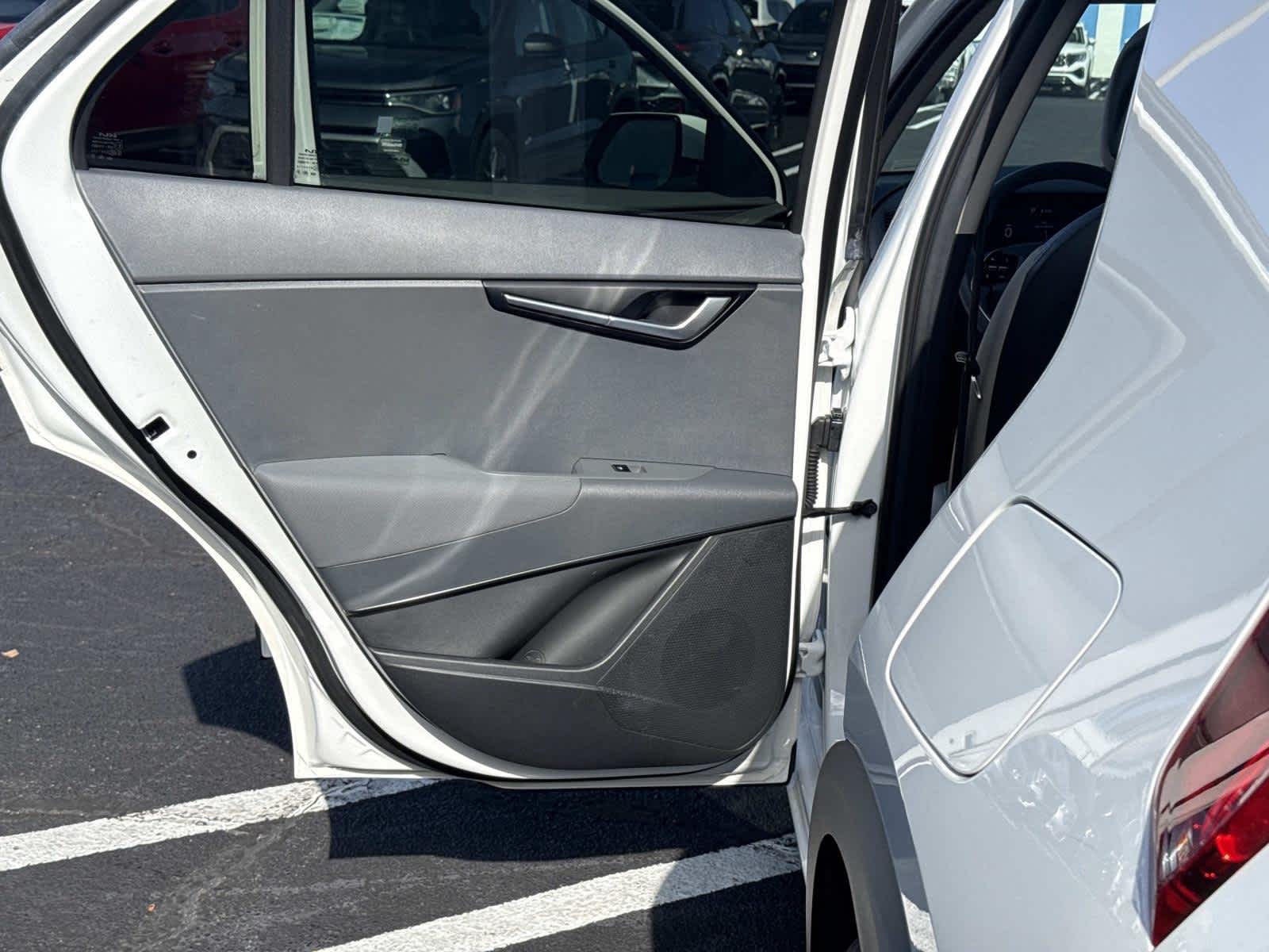 2023 Kia Niro EX