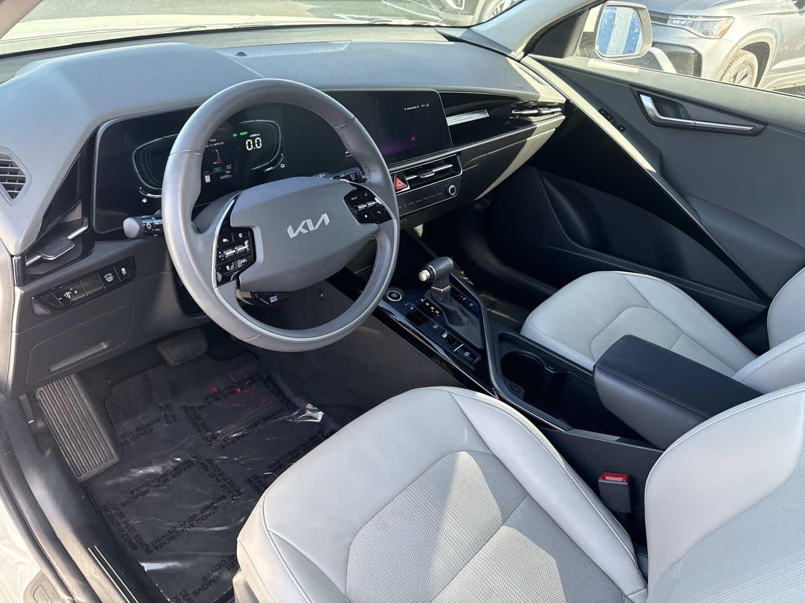 2023 Kia Niro EX