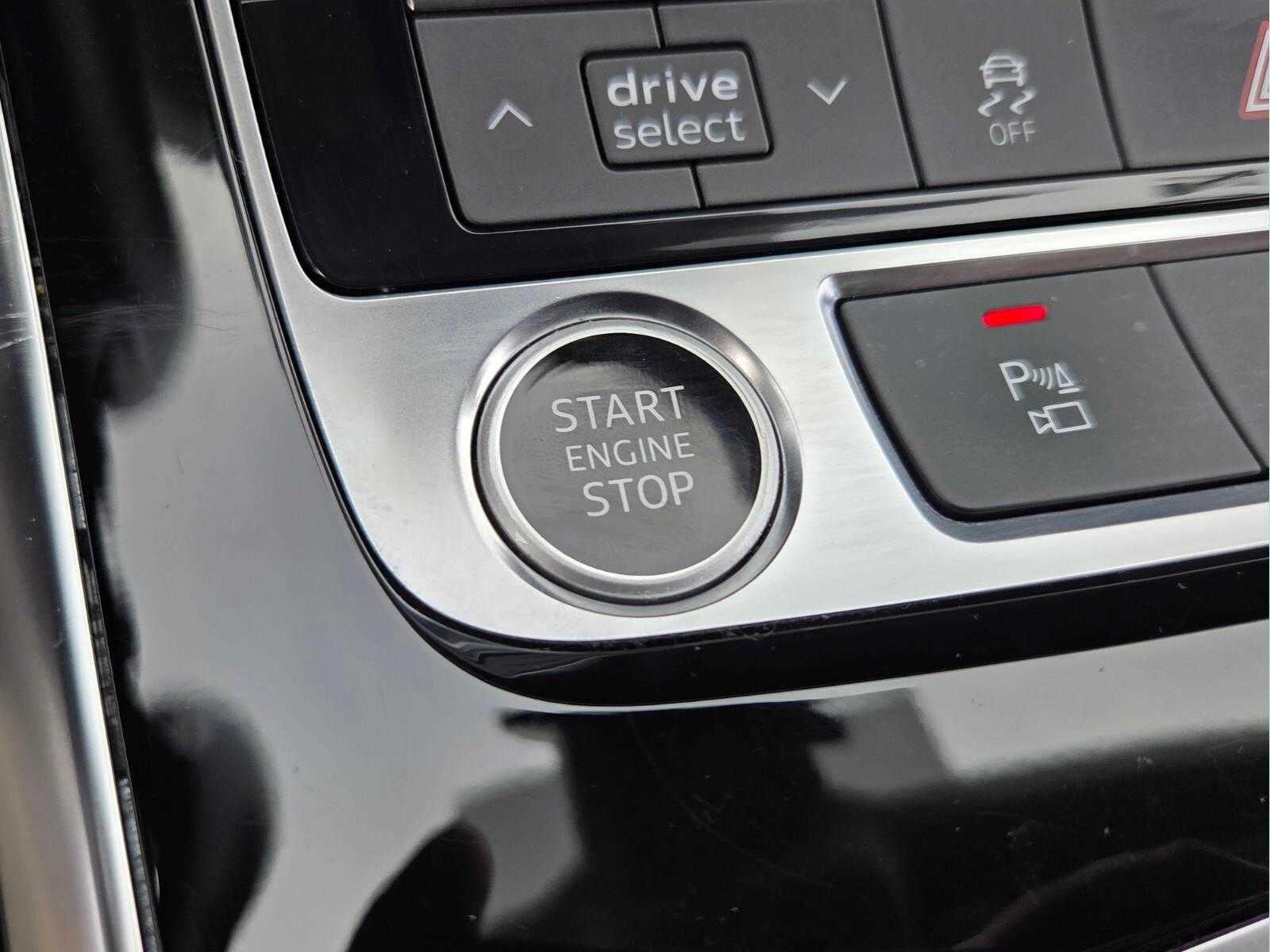 2021 Audi Q8 Premium Plus