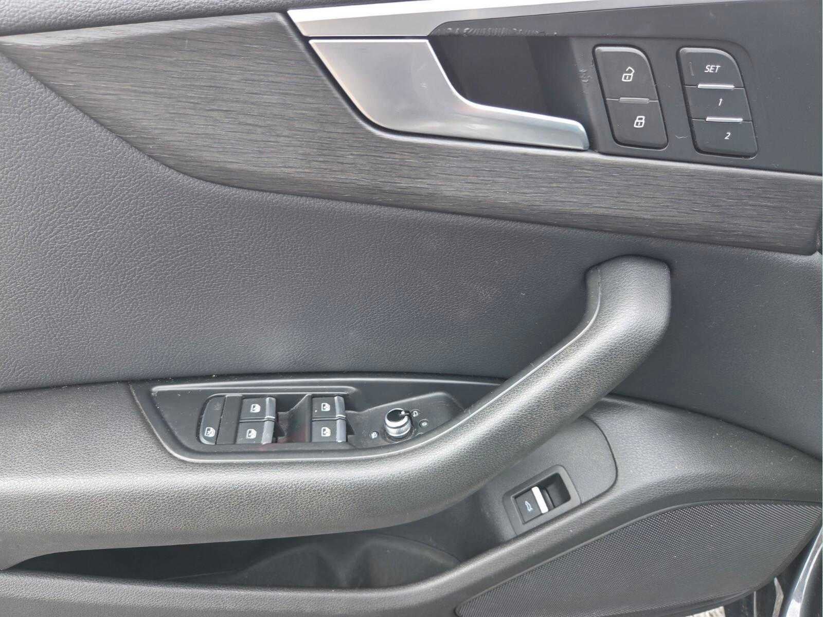 2017 Audi A4 ultra Premium