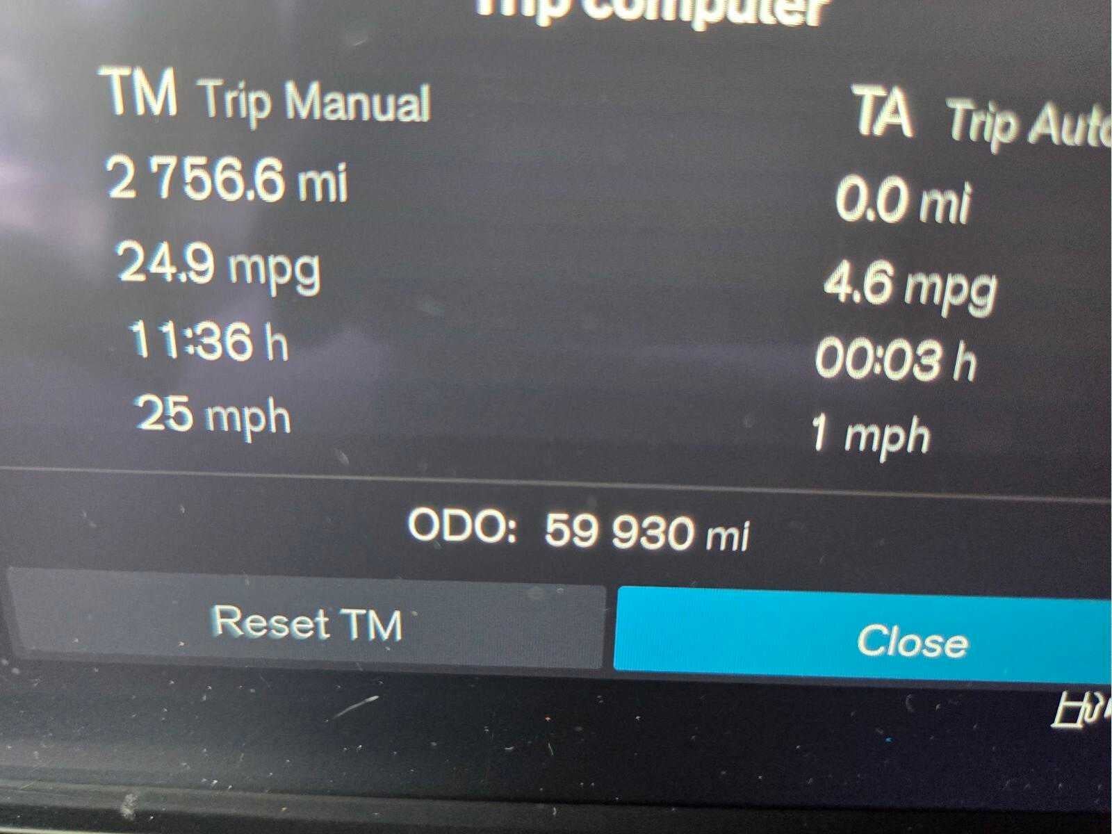 2023 Volvo XC60 Ultimate Bright Theme