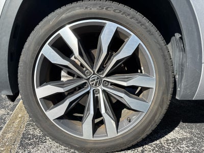 2022 Volkswagen Atlas Cross Sport 3.6L V6 SEL Premium R-Line