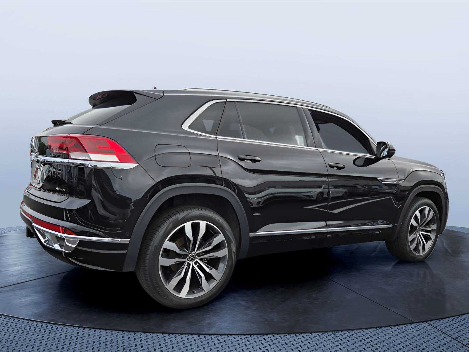 2023 Volkswagen Atlas Cross Sport 3.6L V6 SEL Premium R-Line