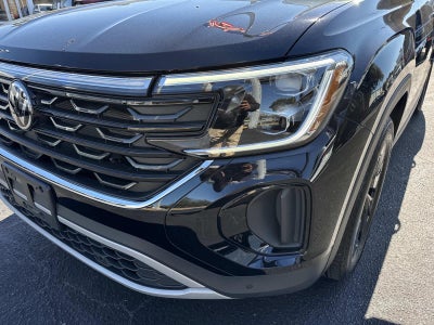 2025 Volkswagen Atlas Cross Sport 2.0T SE w/Technology