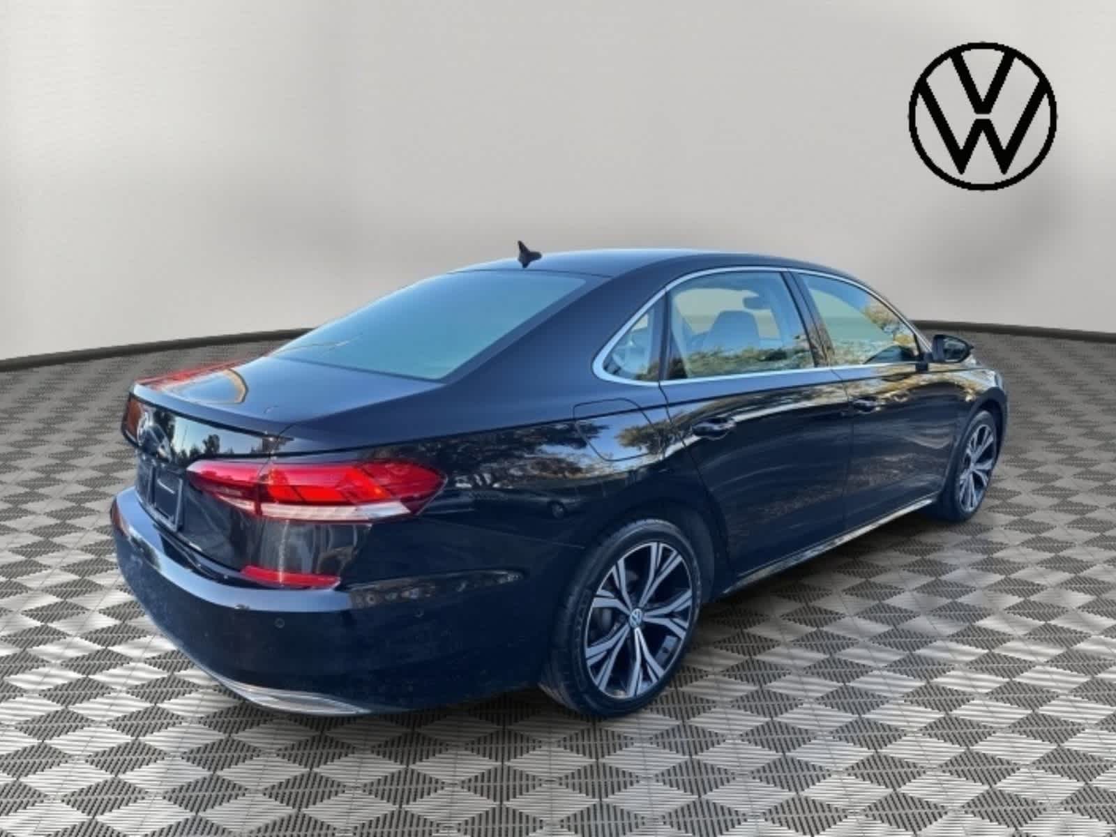 2020 Volkswagen Passat 2.0T SEL