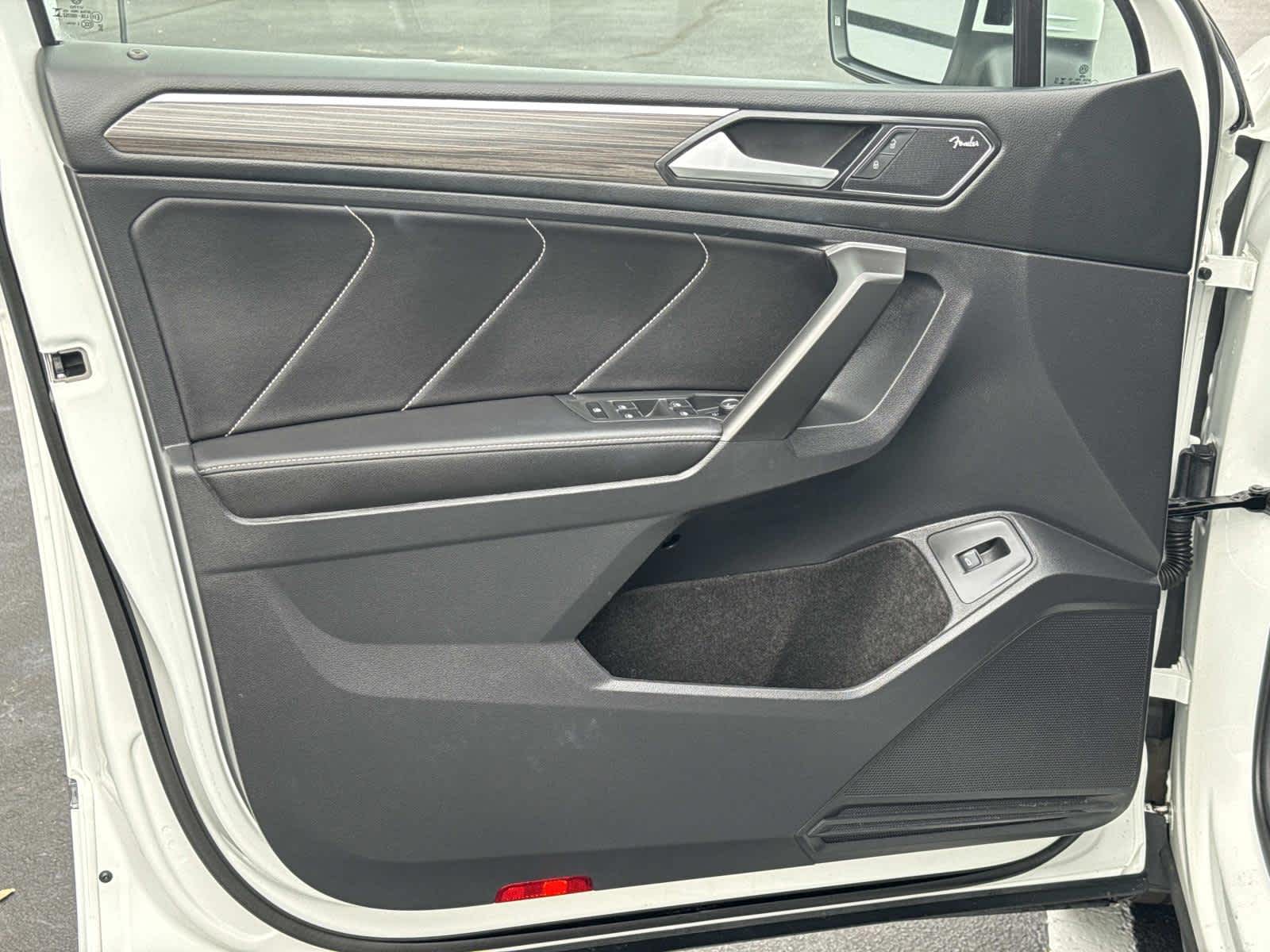 2023 Volkswagen Tiguan SEL R-Line