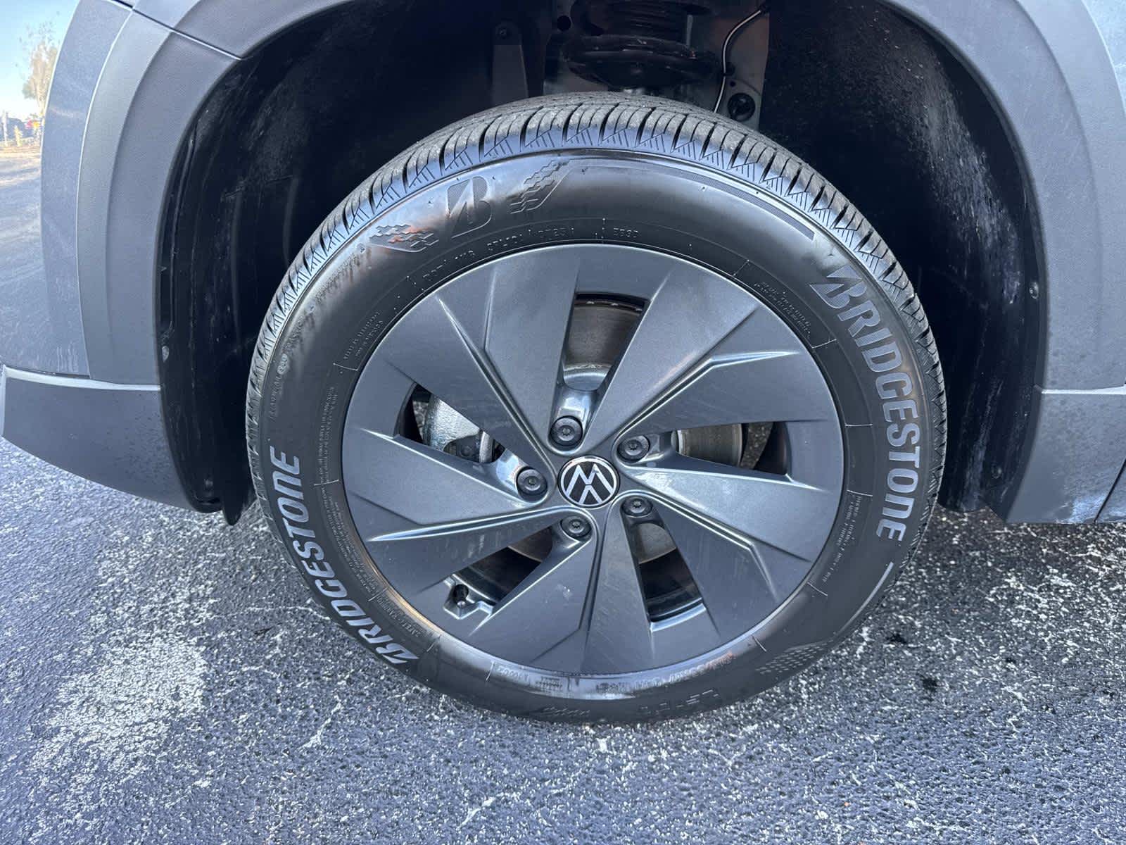 2025 Volkswagen Taos S